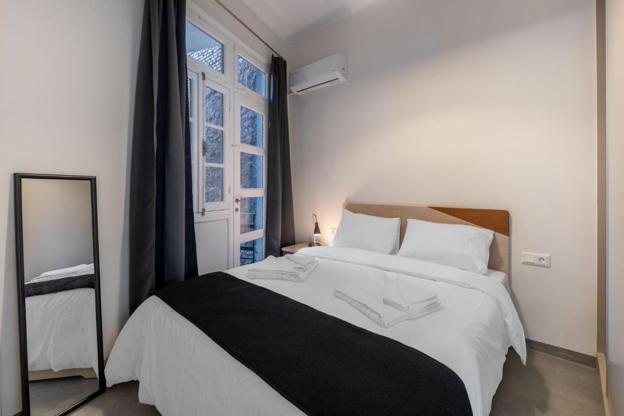 Christiana'S Lovely Apartment In Psyri, Athens Exterior photo