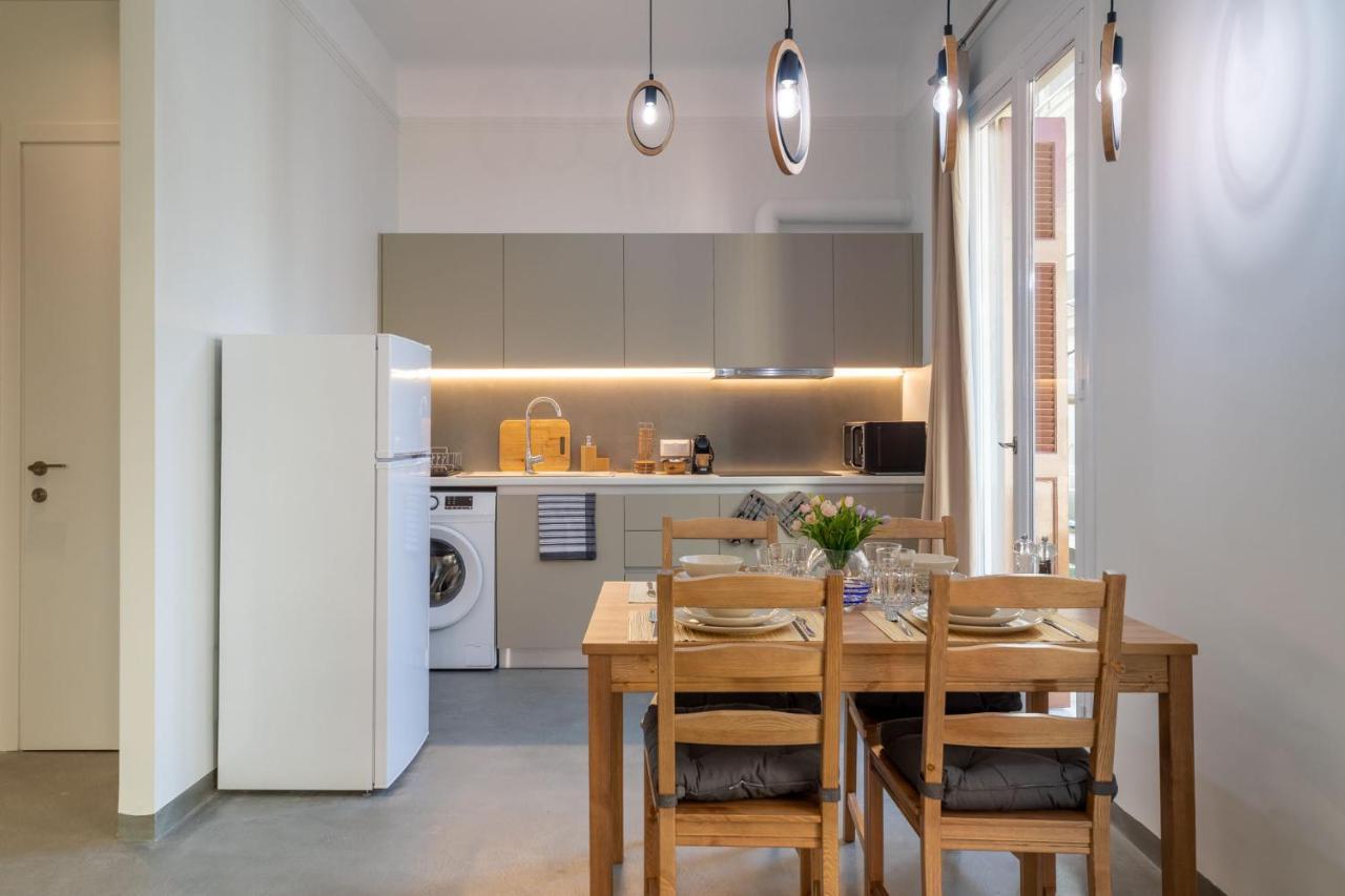 Christiana'S Lovely Apartment In Psyri, Athens Exterior photo